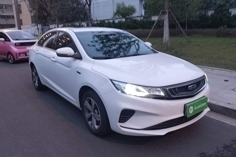 Used Geely Auto Emgrand GL 2019 1.4T Manual Elite Smart Edition Front Right 45 Deg