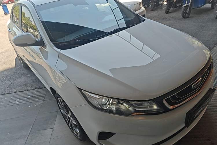 Used Geely Auto Emgrand GL 2019 1.4T CVT Prestige Smart Edition Front Right 45 Deg