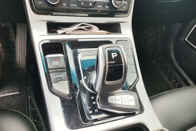 Used Geely Auto Emgrand GL 2019 1.5T DCT Elite Smart Edition Gear Lever