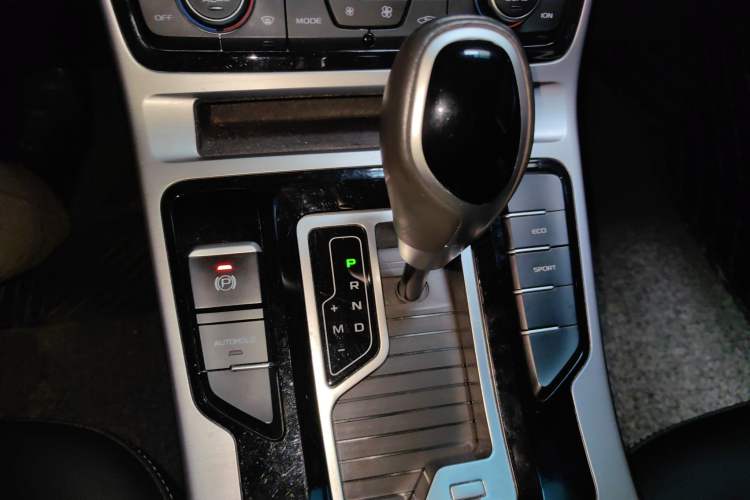 Used Geely Auto Emgrand GL 2019 1.4T CVT Elite Smart Edition Gear Lever