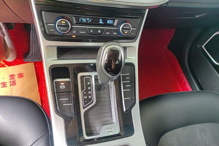 Used Geely Auto Emgrand GL 2019 1.4T CVT Elite Smart Edition Gear Lever
