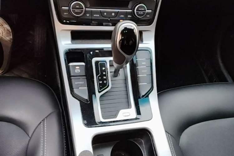 Used Geely Auto Emgrand GL 2019 1.4T CVT Elite Smart Edition Gear Lever