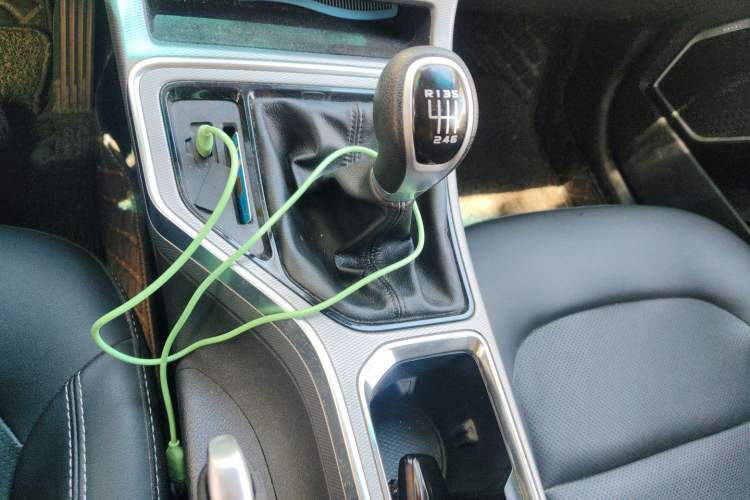Used Geely Auto Emgrand GL 2019 1.8L Manual Elite Smart Edition Gear Lever