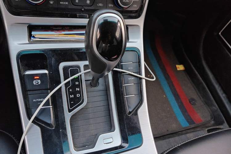 Used Geely Auto Emgrand GL 2019 1.4T CVT Elite Smart Edition Gear Lever