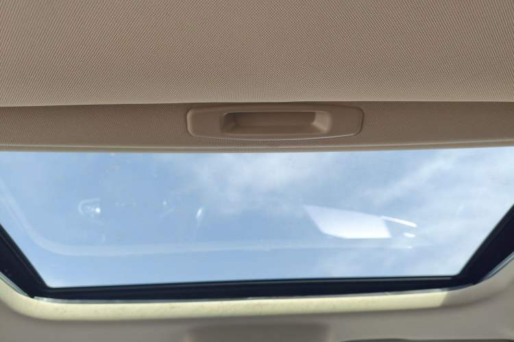 Used Geely Auto Emgrand GL 2019 1.4T CVT Elite Smart Edition Headliner