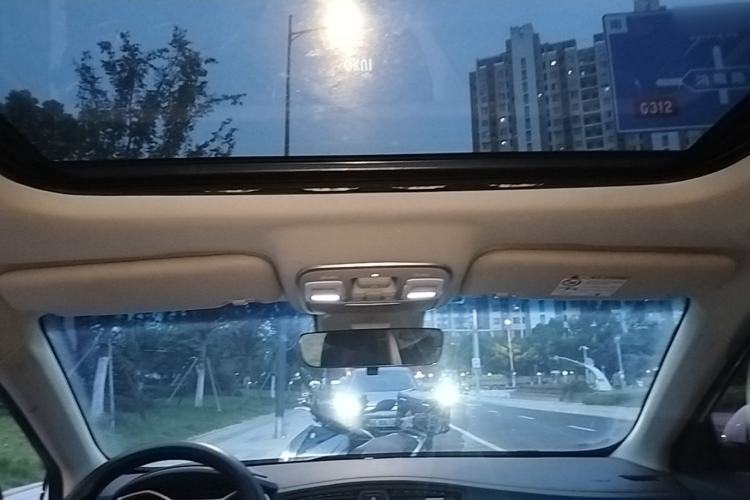 Used Geely Auto Emgrand GL 2019 1.4T Manual Elite Smart Edition Headliner