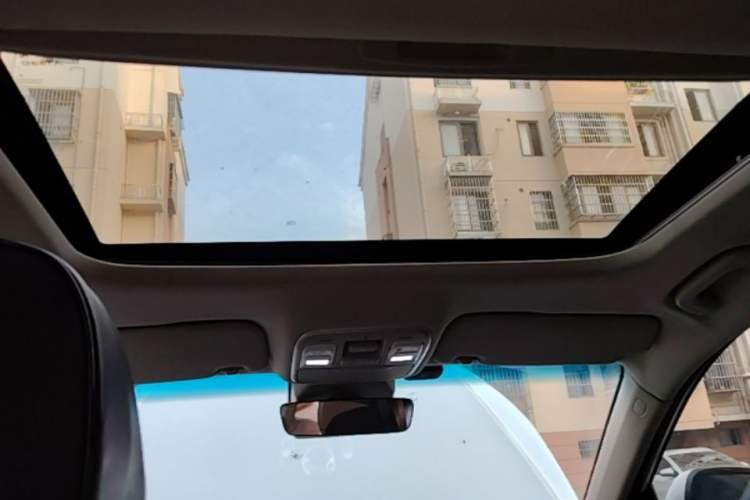 Used Geely Auto Emgrand GL 2019 1.4T CVT Elite Smart Edition Headliner