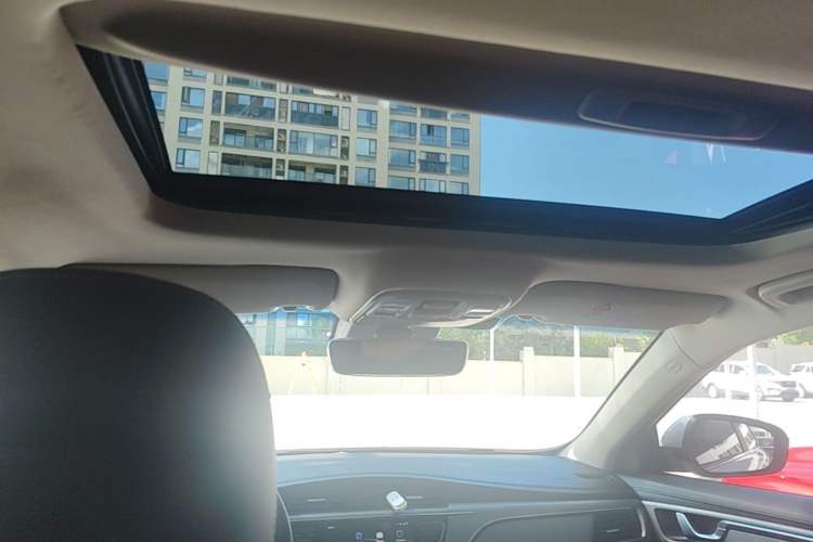 Used Geely Auto Emgrand GL 2019 1.4T CVT Prestige Smart Edition Headliner