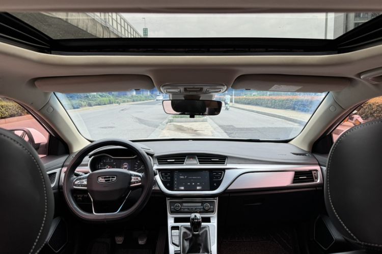 Used Geely Auto Emgrand GL 2019 1.4T Manual Elite Smart Edition Interior 11