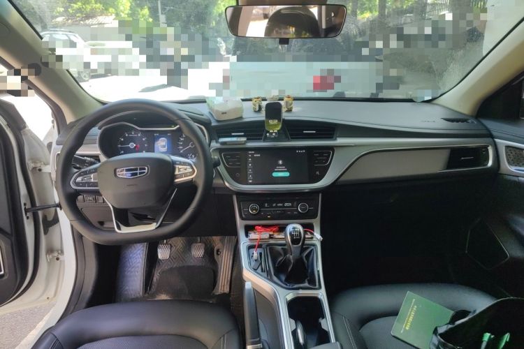 Used Geely Auto Emgrand GL 2019 1.8L Manual Elite Smart Edition Interior 2
