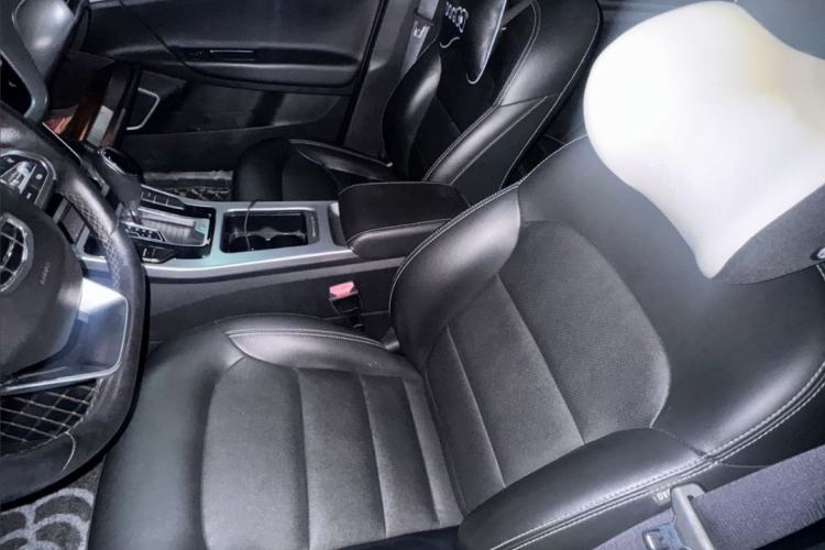 Used Geely Auto Emgrand GL 2019 1.4T CVT Elite Smart Edition Interior 2