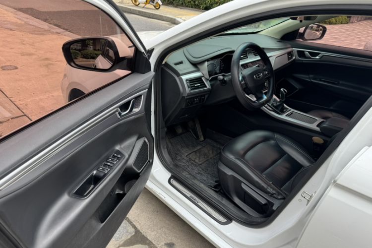 Used Geely Auto Emgrand GL 2019 1.4T Manual Elite Smart Edition Interior 6