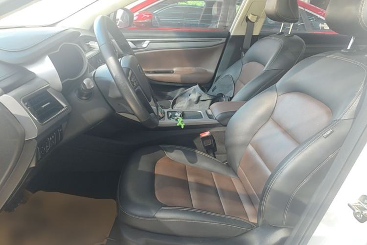 Used Geely Auto Emgrand GL 2019 1.4T CVT Prestige Smart Edition Left Front Seat