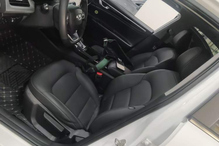 Used Geely Auto Emgrand GL 2019 1.4T CVT Elite Smart Edition Left Front Seat