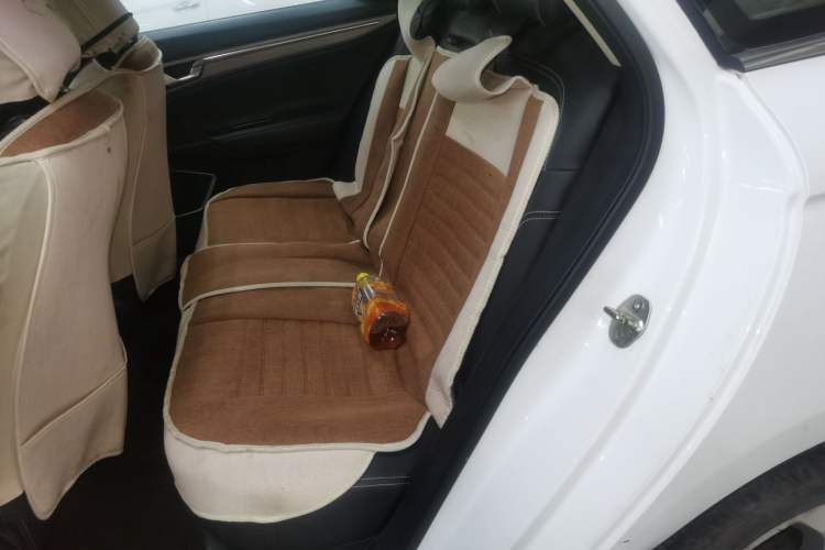 Used Geely Auto Emgrand GL 2019 1.4T CVT Elite Smart Edition Left Rear Seat