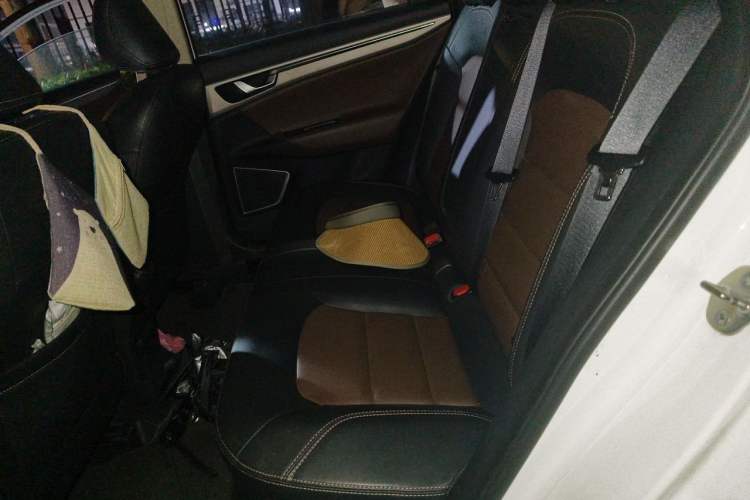 Used Geely Auto Emgrand GL 2019 1.4T CVT Prestige Smart Edition Left Rear Seat