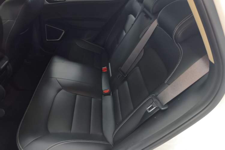 Used Geely Auto Emgrand GL 2019 1.4T CVT Elite Smart Edition Left Rear Seat