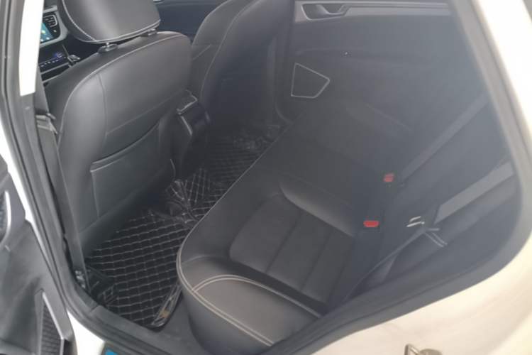 Used Geely Auto Emgrand GL 2019 1.4T Manual Elite Smart Edition Left Rear Seat