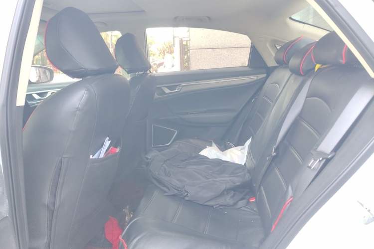 Used Geely Auto Emgrand GL 2019 1.4T CVT Elite Smart Edition Left Rear Seat