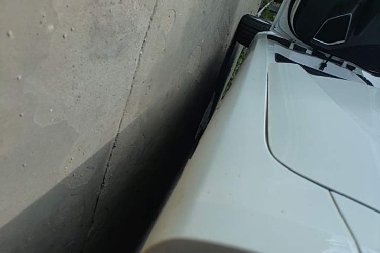 Used Geely Auto Emgrand GL 2019 1.4T CVT Elite Smart Edition Left Side Sill