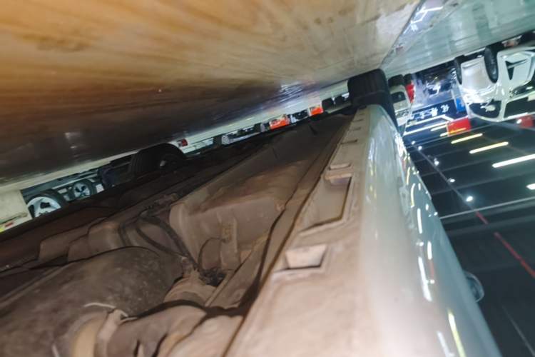 Used Geely Auto Emgrand GL 2019 1.4T CVT Elite Smart Edition Left Side Sill
