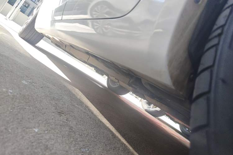 Used Geely Auto Emgrand GL 2019 1.4T CVT Prestige Smart Edition Left Side Sill