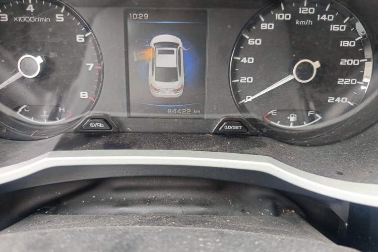 Used Geely Auto Emgrand GL 2019 1.5T DCT Elite Smart Edition Odometer Close Up