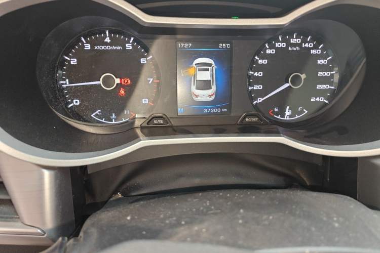Used Geely Auto Emgrand GL 2019 1.4T Manual Elite Smart Edition Odometer Close Up