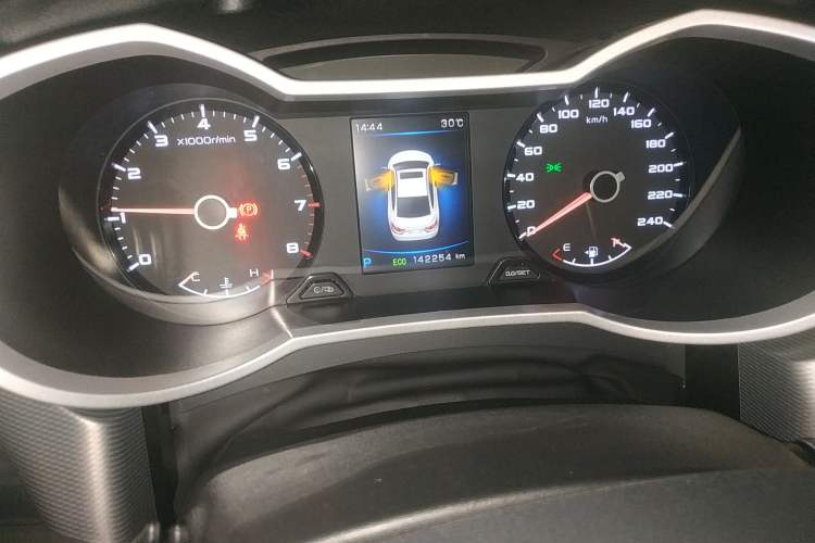 Used Geely Auto Emgrand GL 2019 1.4T CVT Elite Smart Edition Odometer Close Up