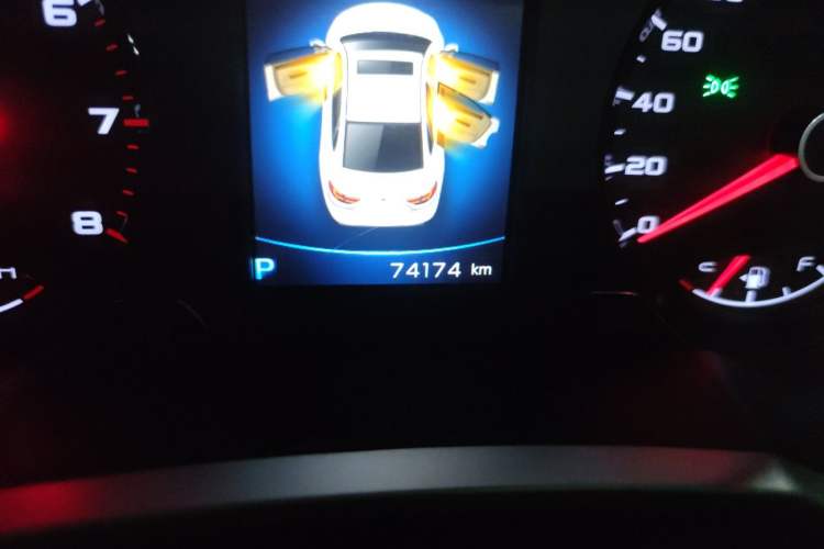 Used Geely Auto Emgrand GL 2019 1.4T CVT Elite Smart Edition Odometer Close Up