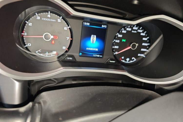 Used Geely Auto Emgrand GL 2019 1.4T CVT Elite Smart Edition Odometer Close Up