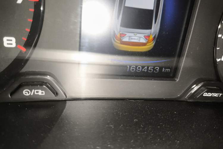 Used Geely Auto Emgrand GL 2019 1.4T CVT Prestige Smart Edition Odometer Close Up