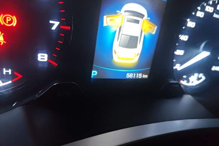 Used Geely Auto Emgrand GL 2019 1.4T CVT Elite Smart Edition Odometer Close Up