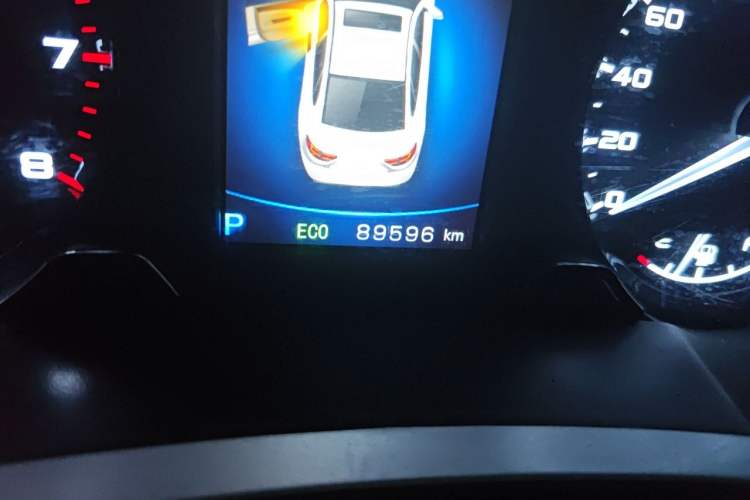Used Geely Auto Emgrand GL 2019 1.4T CVT Prestige Smart Edition Odometer Close Up