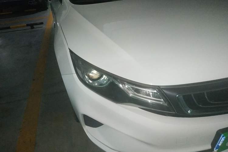 Used Geely Auto Emgrand GL 2019 1.4T CVT Elite Smart Edition Right Front Headlight