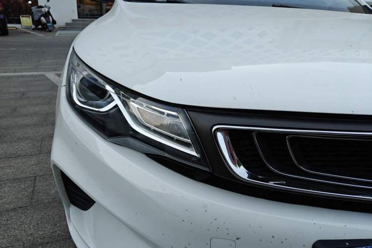 Used Geely Auto Emgrand GL 2019 1.4T CVT Elite Smart Edition Right Front Headlight
