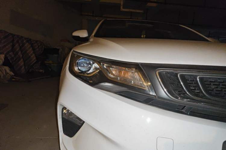 Used Geely Auto Emgrand GL 2019 1.4T CVT Prestige Smart Edition Right Front Headlight