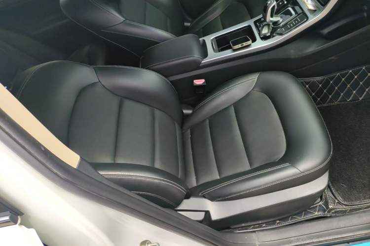 Used Geely Auto Emgrand GL 2019 1.5T DCT Elite Smart Edition Right Front Seat