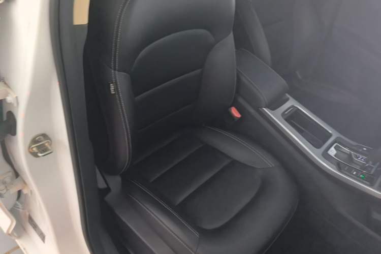 Used Geely Auto Emgrand GL 2019 1.4T CVT Elite Smart Edition Right Front Seat