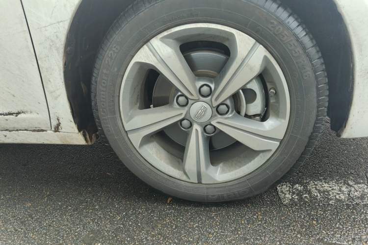 Used Geely Auto Emgrand GL 2019 1.8L Manual Entry-Level Smart Enjoyment Version Right Front Wheel Hub