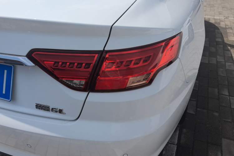 Used Geely Auto Emgrand GL 2019 1.4T CVT Elite Smart Edition Right Rear Taillight