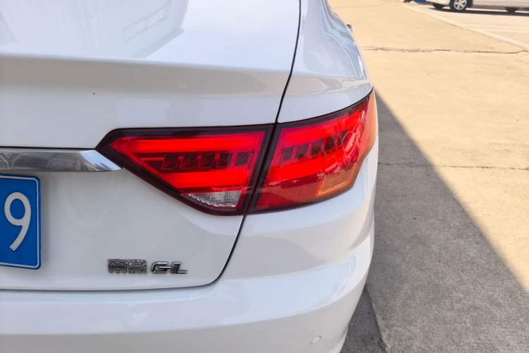 Used Geely Auto Emgrand GL 2019 1.4T CVT Elite Smart Edition Right Rear Taillight