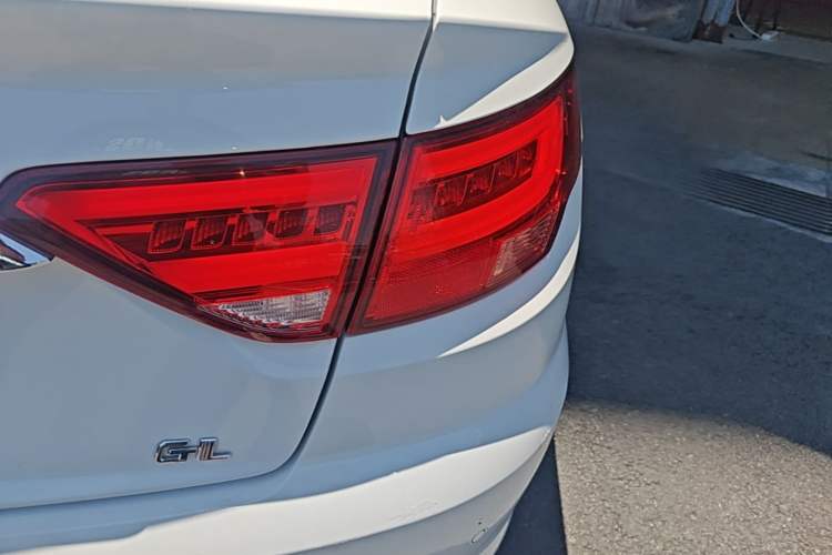 Used Geely Auto Emgrand GL 2019 1.4T CVT Prestige Smart Edition Right Rear Taillight