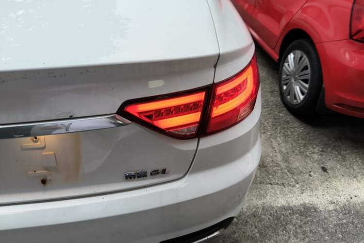 Used Geely Auto Emgrand GL 2019 1.4T CVT Elite Smart Edition Right Rear Taillight