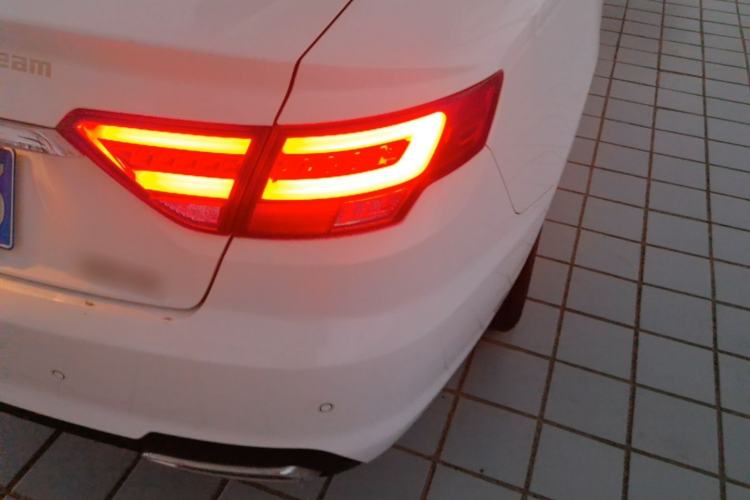 Used Geely Auto Emgrand GL 2019 1.4T CVT Elite Smart Edition Right Rear Taillight