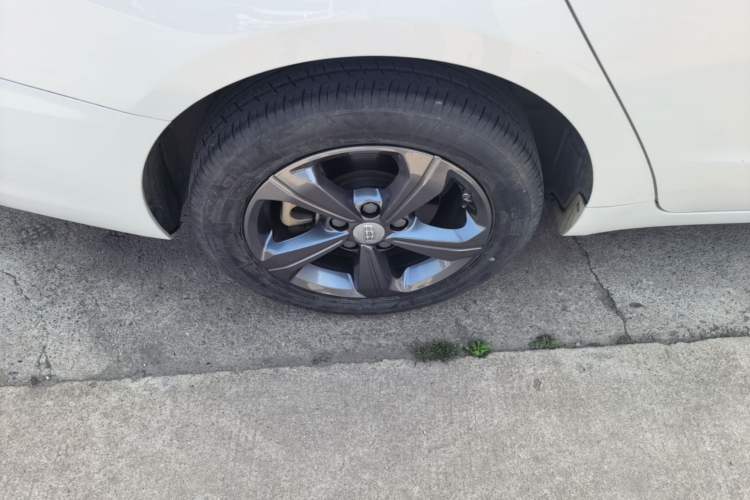 Used Geely Auto Emgrand GL 2019 1.4T CVT Elite Smart Edition Right Rear Wheel Hub