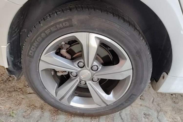 Used Geely Auto Emgrand GL 2019 1.4T CVT Elite Smart Edition Right Rear Wheel Hub