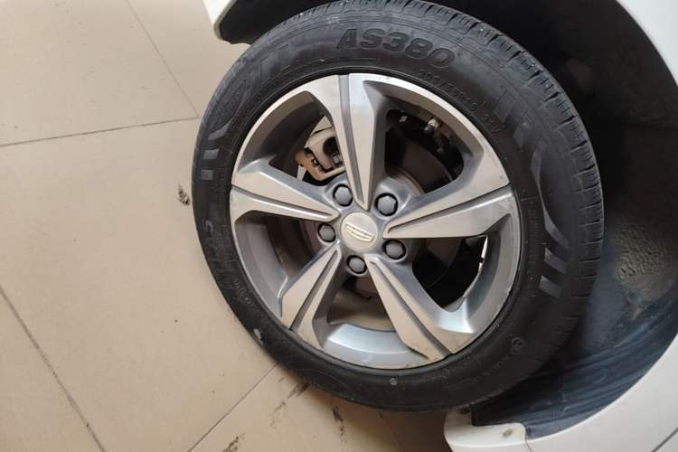 Used Geely Auto Emgrand GL 2019 1.5T DCT Elite Smart Edition Right Rear Wheel Hub