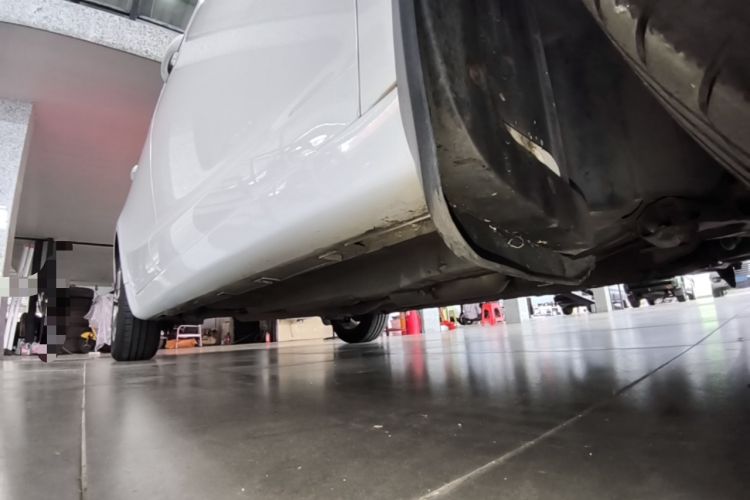 Used Geely Auto Emgrand GL 2019 1.4T CVT Elite Smart Edition Right Side Sill