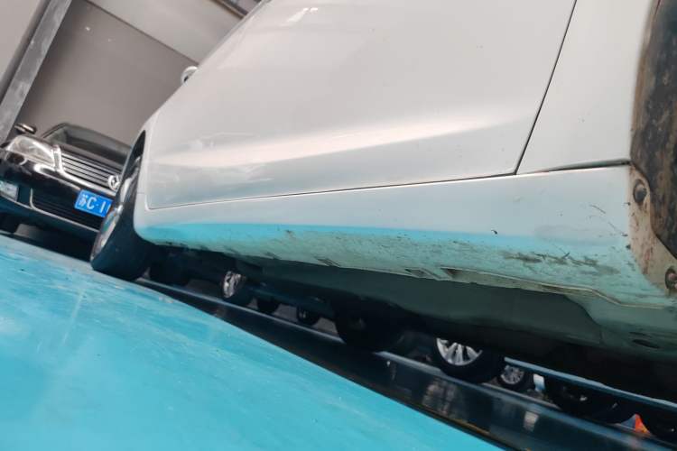 Used Geely Auto Emgrand GL 2019 1.4T CVT Elite Smart Edition Right Side Sill